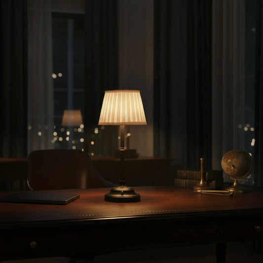 Modern Compact Dimmable Task Light