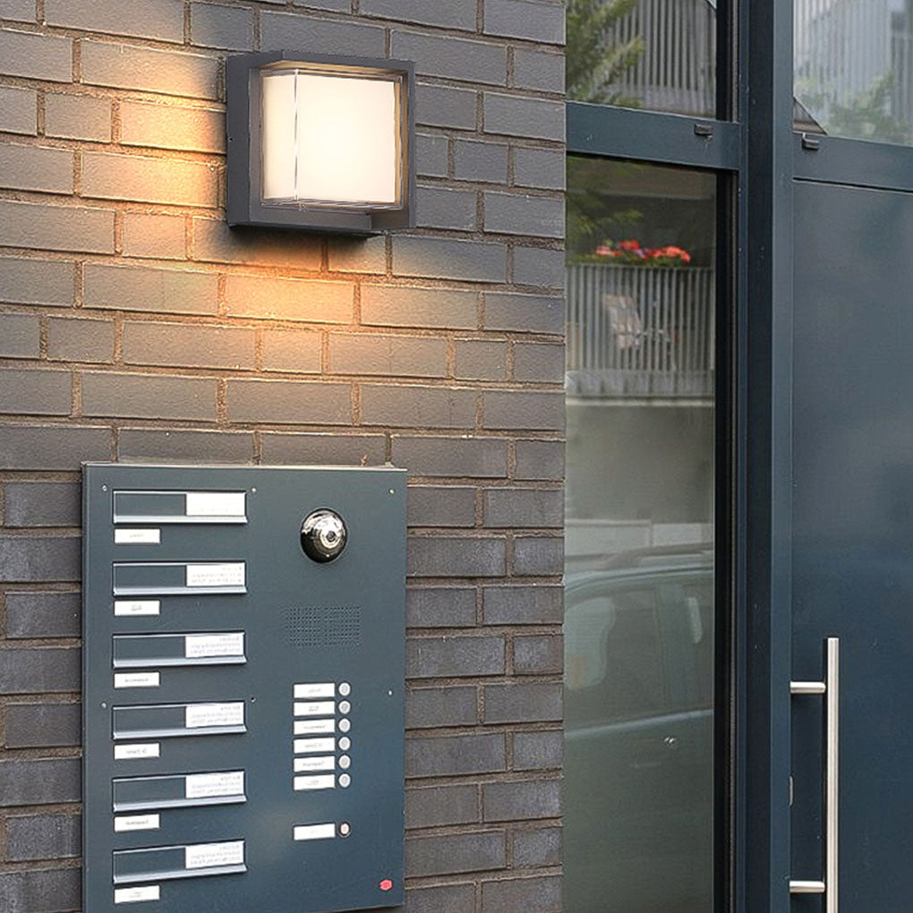 Modern Geometric Outdoor Wall Sconce – Waterproof Light