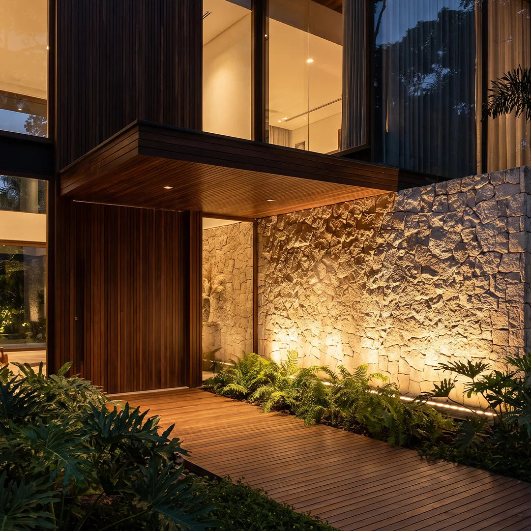 Linear LED Wall Washer Light, Outdoor Up and Down Landscape Lighting for Exterior Walls