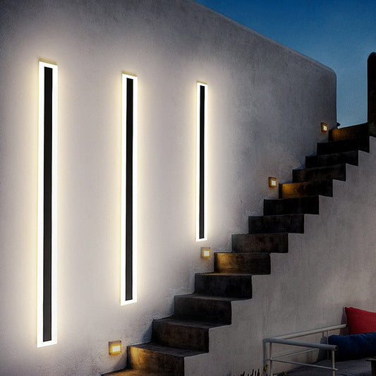 Linear Outdoor Wall Sconce – Modern Acrylic LED Light